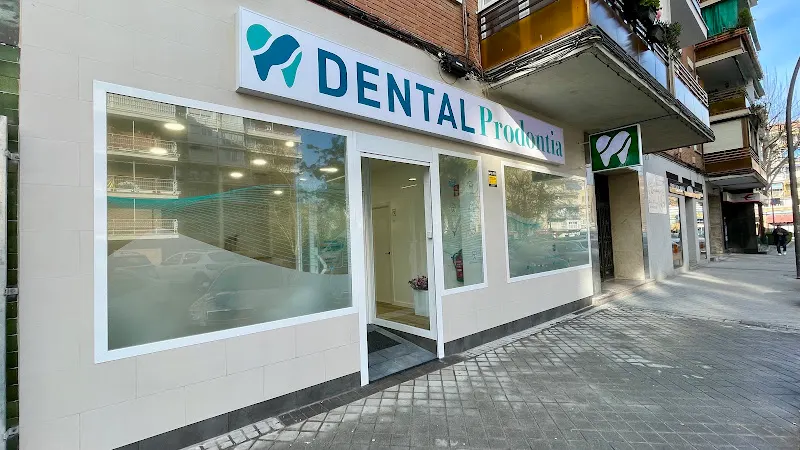 Clínica Dental en Móstoles Prodontia Dra. Gabriela Amador, Dentista, Ortodoncia Invisible, Niños, Implantes, Apnea del sueño - Clínica dental en Mostoles - foto 2