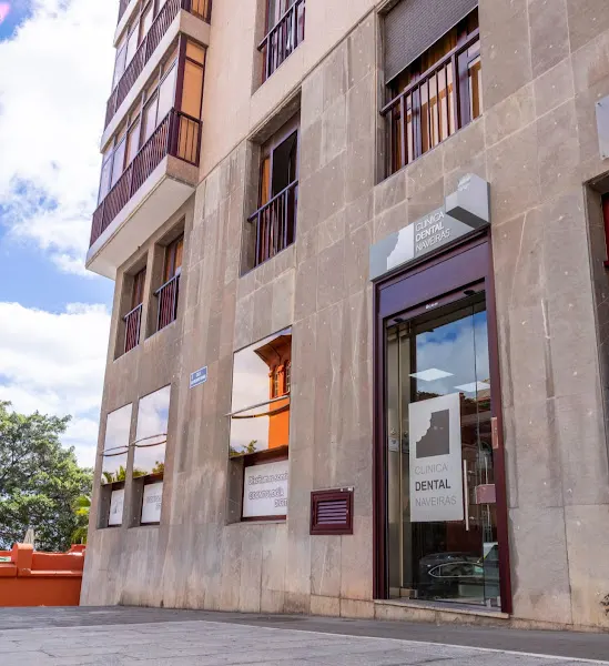 Clínica Dental Naveiras - Dentista en Santa Cruz de Tenerife - foto 3