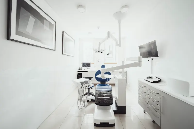 Clínica Dental Bayona - Dentista en Iturrama - Pamplona - Clínica dental en Pamplona - foto 2