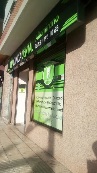 Clínica Dental Altamirano