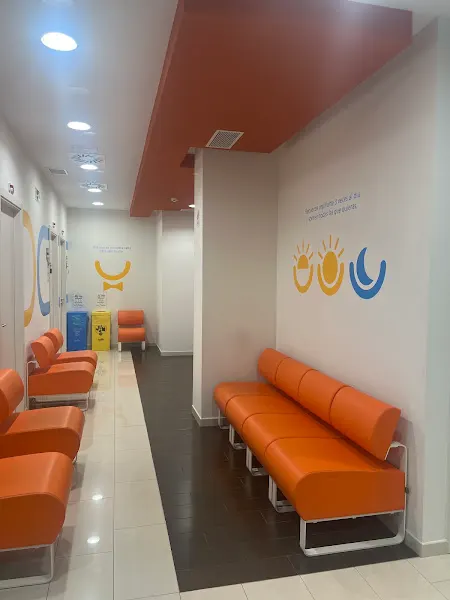 Clínica Dental Adeslas