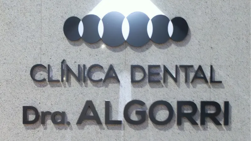 Clínica Dental Dra. Algorri - Santander