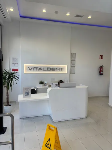 Clínica Dental Vitaldent - Clínica dental en Santander - foto 2