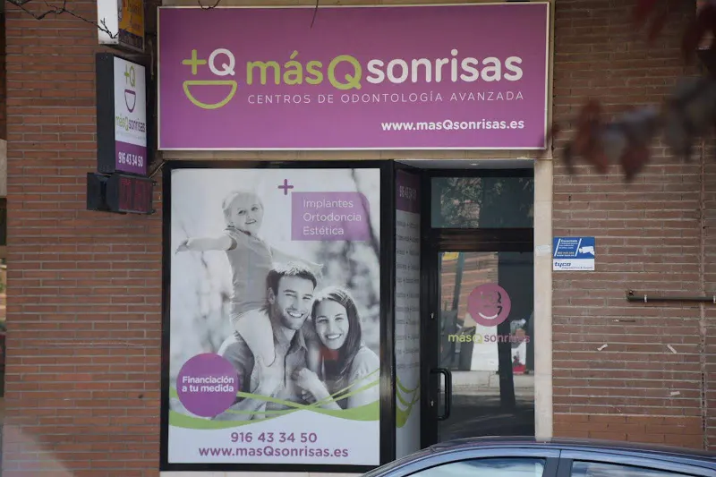 Clínica Dental Más Que Sonrisas | Alcorcón