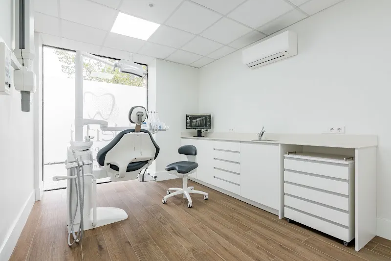 IDENTI Clínica Dental en Alcorcón - Clínica dental en Alcorcón - foto 2