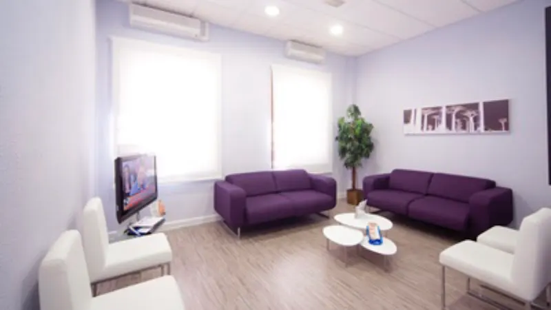 Clínica Dental Lorenzo- Cáceres - Dentista en San Cristóbal de La Laguna - foto 2