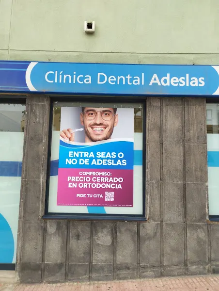 Clínica Dental Adeslas
