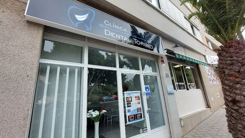 CLÍNICA DENTAL TORIBIO - Dentista en San Cristóbal de La Laguna - foto 2