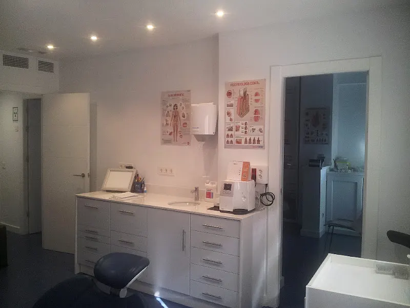 Clinica Dental Badajoz - Clínica dental en Badajoz - foto 3