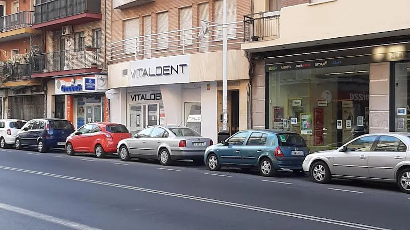 Clínica Dental Vitaldent - Clínica dental en Huelva - foto 2
