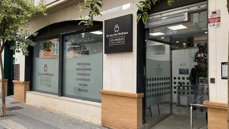 Clínica Dental Los Ángeles - Clínica dental en Huelva - foto 2