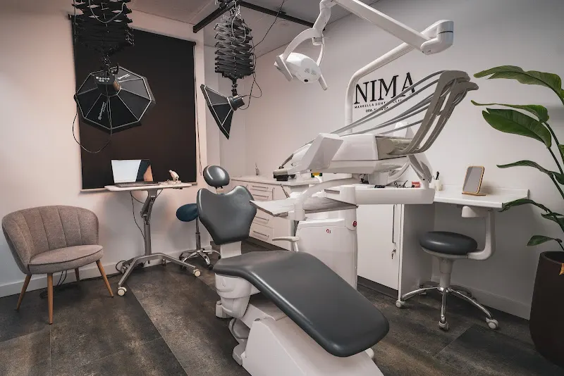 Inima Dental Clinic - Clínica dental en Marbella - foto 2