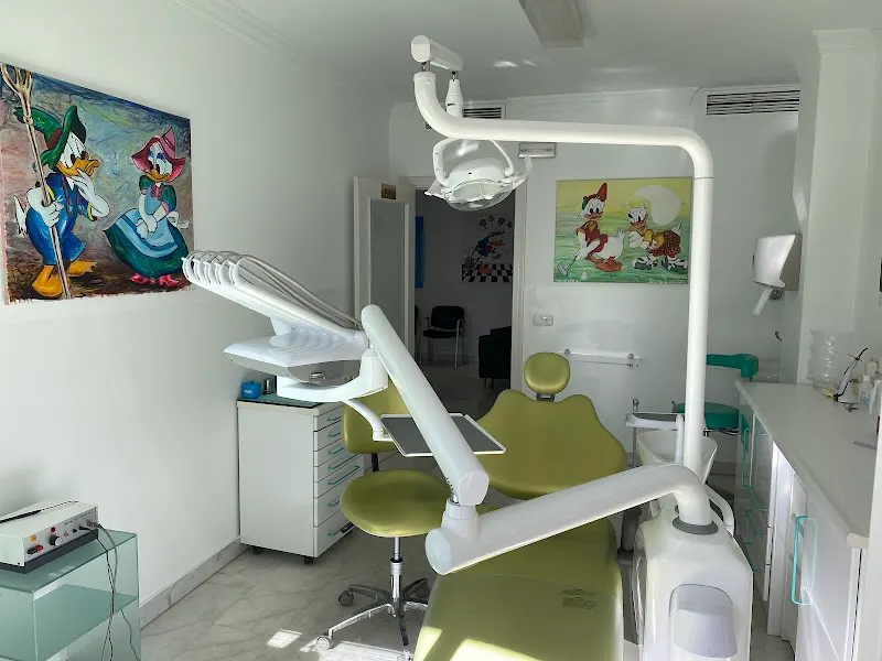 Clínica Dental D. Azar. SL. - Dentista en Marbella - foto 2