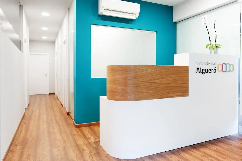 Clínica Dental Algueró