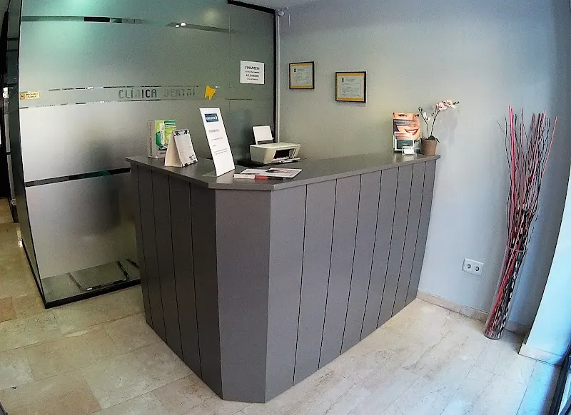 CLÍNICA DENTAL LOUDENT - Mataró