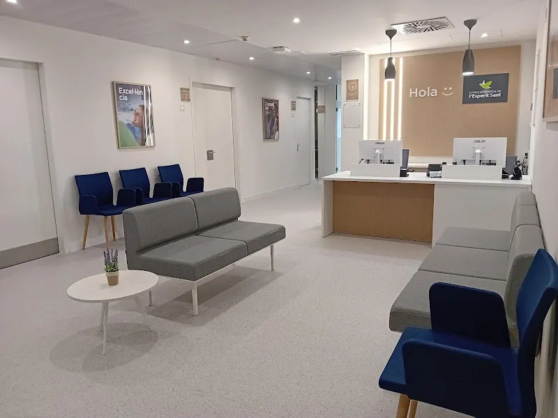 Centro Dental FHES - Santa Coloma de Gramenet