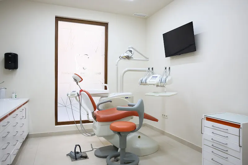 Clínica Dental Alejandro Fuentes en Cádiz