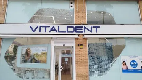 Clínica Dental Vitaldent - Clínica dental en Cádiz - foto 2