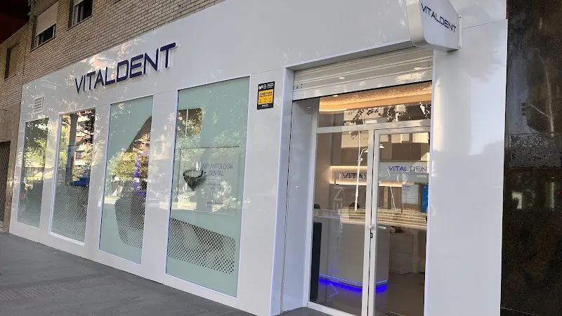 Clínica Dental Vitaldent - Clínica dental en Jaén - foto 2