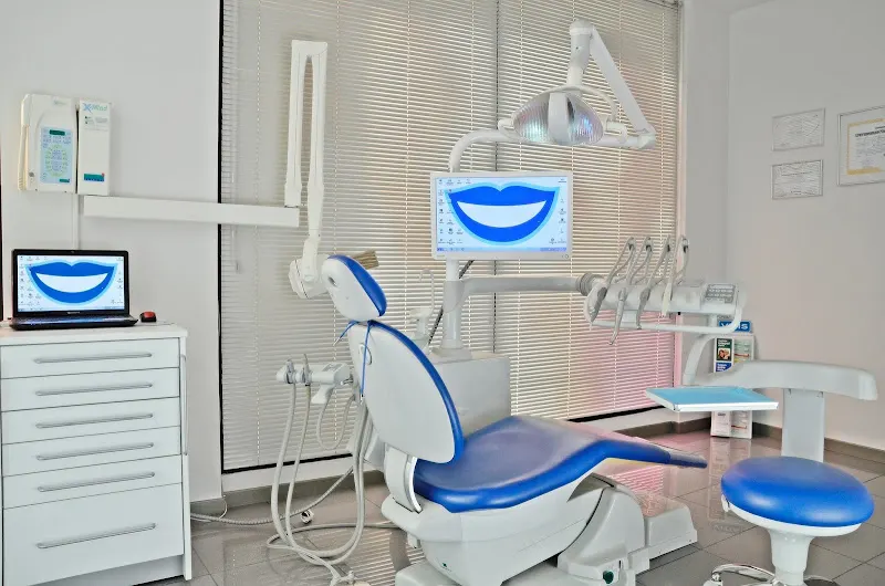 Clínica Dental La Salle - Dentista en Reus - foto 2