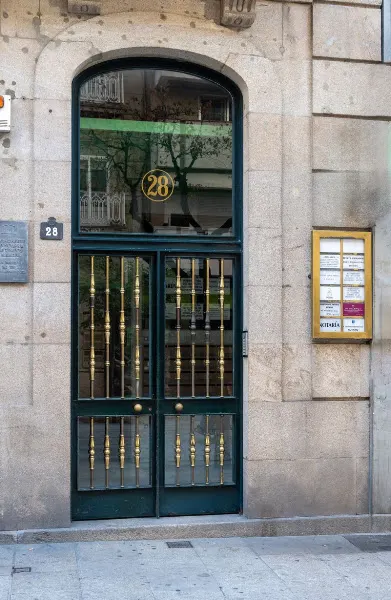 Clínica Dental Gloria Rodríguez López - Clínica dental en Ourense - foto 2