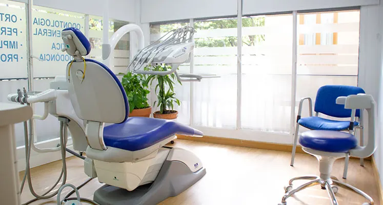 Carrasco Clínica Dental - Clínica dental en Barcelona - foto 2