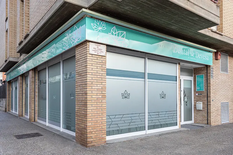Clínica Dental Devesa - Clínica dental en Girona - foto 2