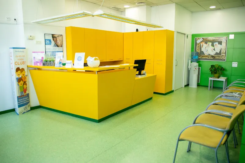 Abaden Ortodoncia I Girona 2 - Dentista en Girona - foto 2