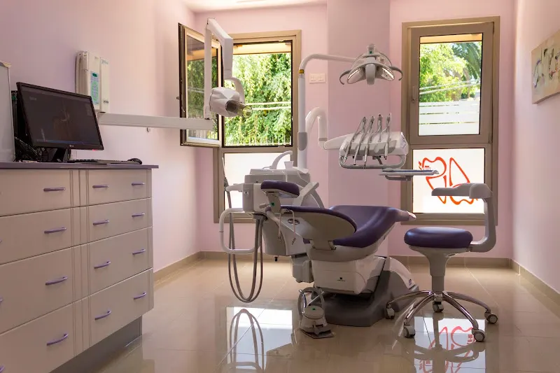 Leticia Capote - Clínica Dental Telde - Clínica dental en Telde - foto 3