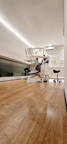 CLÍNICA DENTAL MAJADAHONDA ZENTAL CLINIC