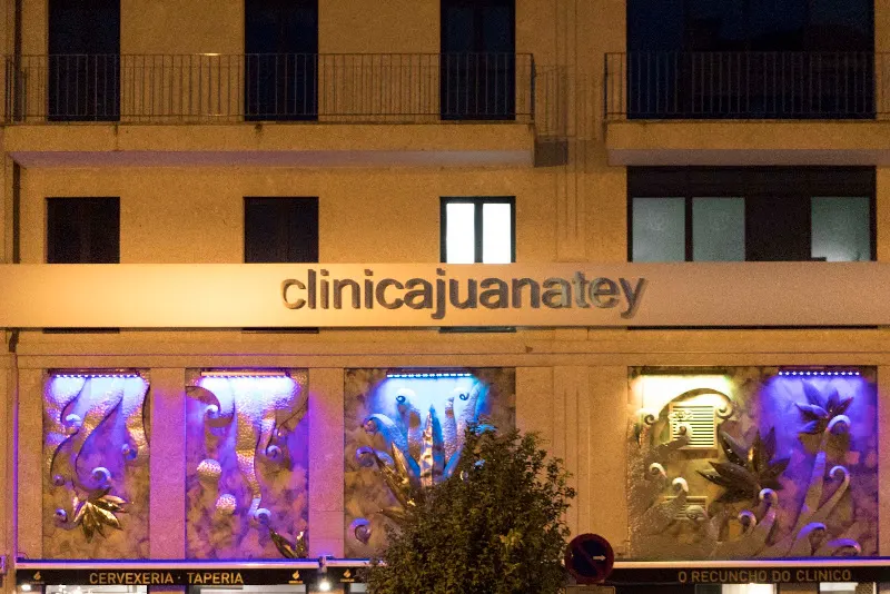 Clinica Juanatey Compostela - Clínica dental en Santiago de Compostela - foto 2