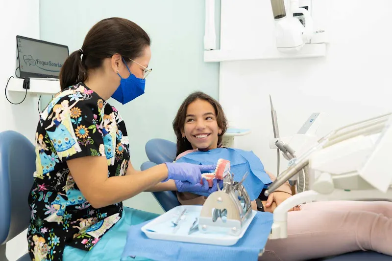 PequeSonrisas Clínica Dental sant cugat - Clínica dental en Sant Cugat del Vallès - foto 2