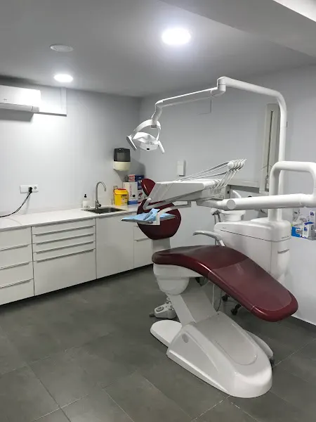 Clínica Dental Garraf 4 - Clínica dental en Cornellà de Llobregat - foto 3