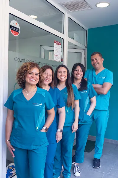 Clínica Los Llanos Dental Cornellá - Dentista en Cornellà de Llobregat - foto 2
