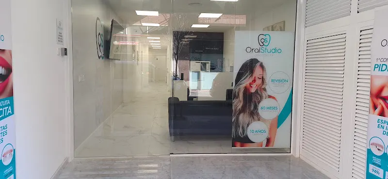 OralStudio Clinica Dental - Dentista en Cornellà de Llobregat - foto 2