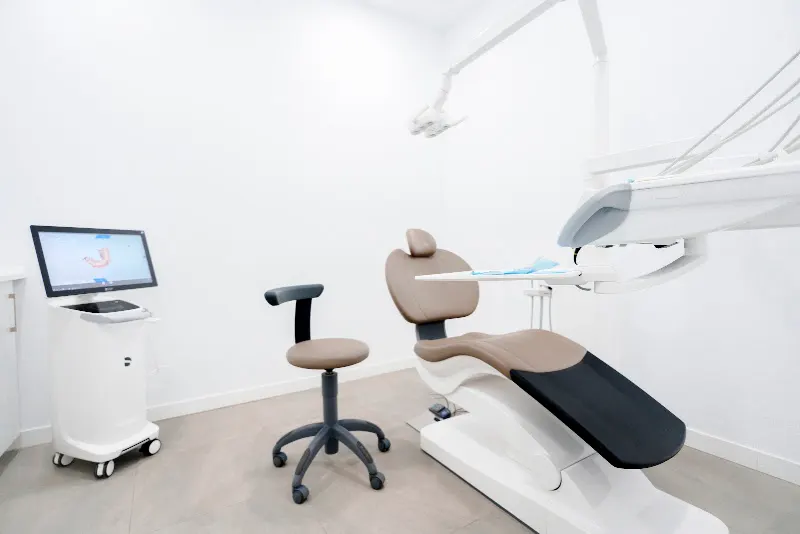 Clínica Dental Cleardent Almerimar - Clínica dental en El Ejido - foto 2