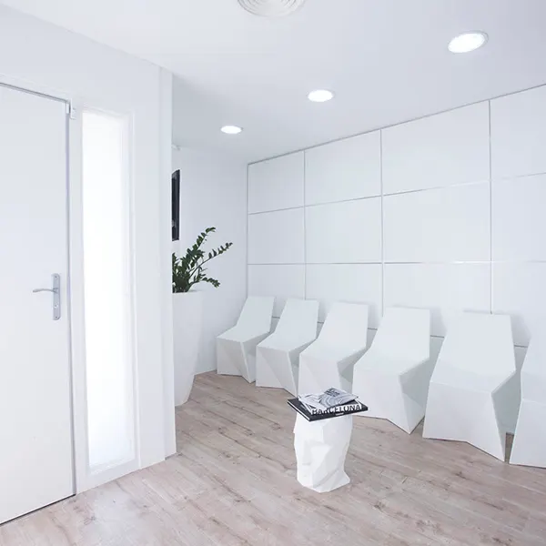 White Clínica Dental - Sant Boi de Llobregat