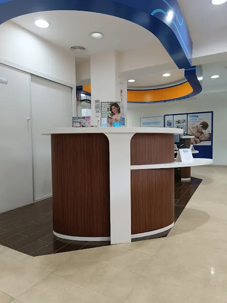 Clínica Dental Adeslas - Sant Boi de Llobregat