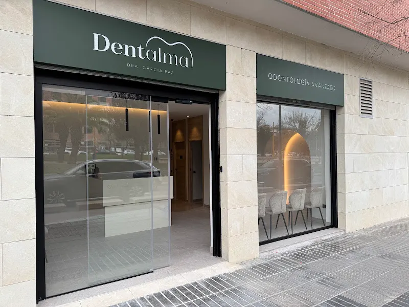 CLÍNICA DENTALMA - Clínica Dental en Torrent - Dentista en Torrent - foto 2