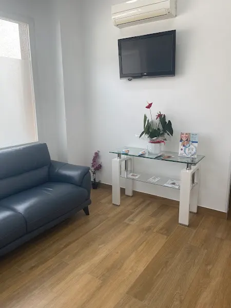Clinica Dental Studio - Clínica dental en Fuengirola - foto 2