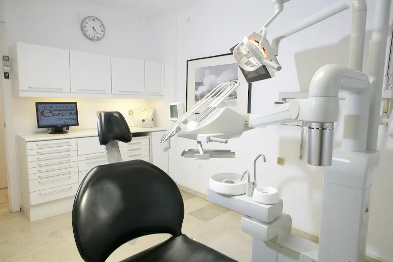Clinica Dental Escandinava - Fuengirola