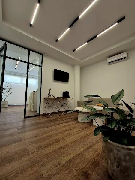 Clínica dental Rivatech - Clínica dental en Fuengirola - foto 2