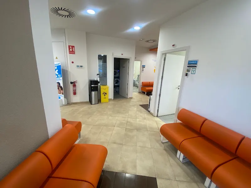 Clínica Dental Adeslas - Rubí