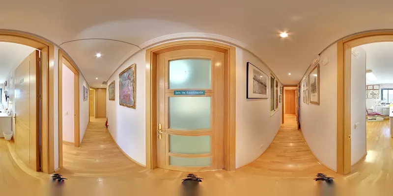 Clínica Médico-Dental Valrestón Salud | Dentista infantil | Implantes dentales - Valdemoro