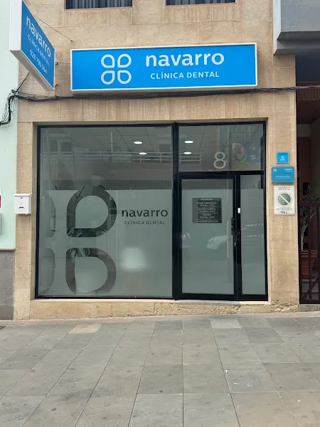CLINICA DENTAL NAVARRO - Clínica dental en Agüimes - foto 2
