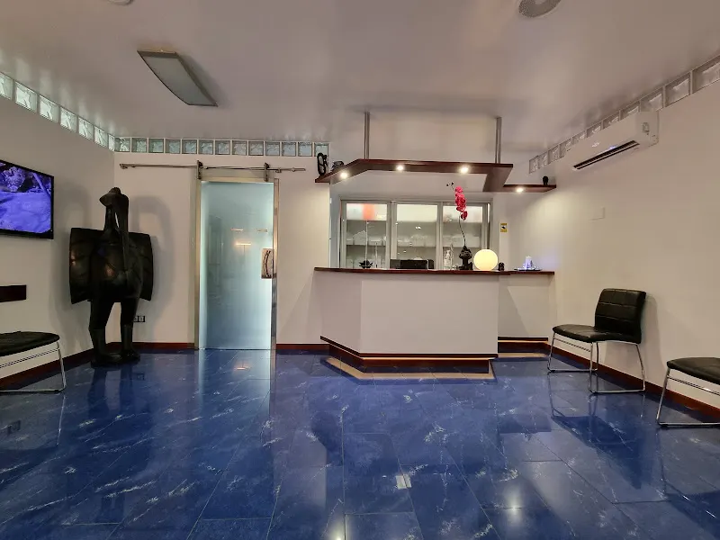 blue dental clinic
