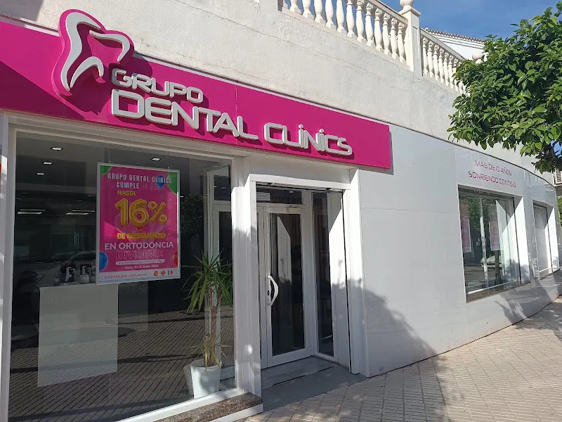 Grupo Dental Clinics - Clínica dental en Benalmádena - foto 2
