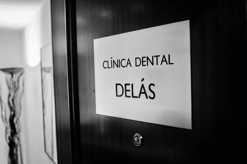Clínica Dental Delás
