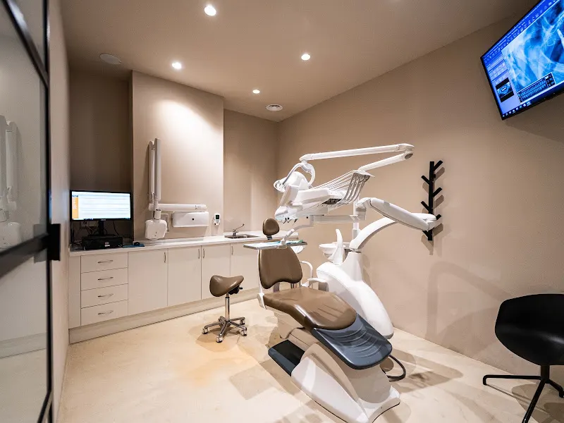 Clínica dental RM Odontología en Castelldefels | Dentista RM Odontología en Castelldefels