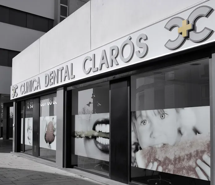 Clínica Dental Clarós